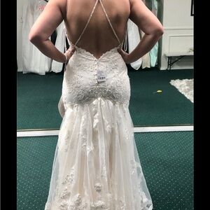 Boho Vintage Halter Wedding Dress